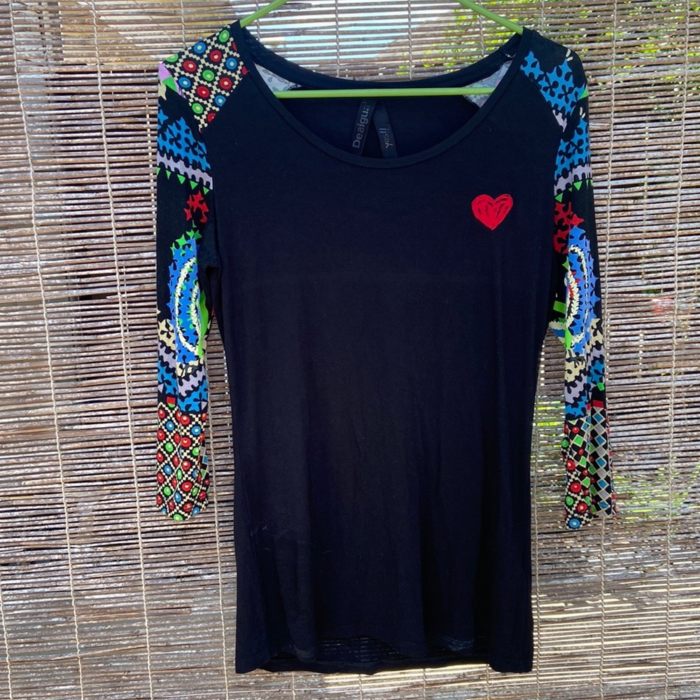 Desigual women’s shirt.  Size M.  Black with stylish artsy detail!